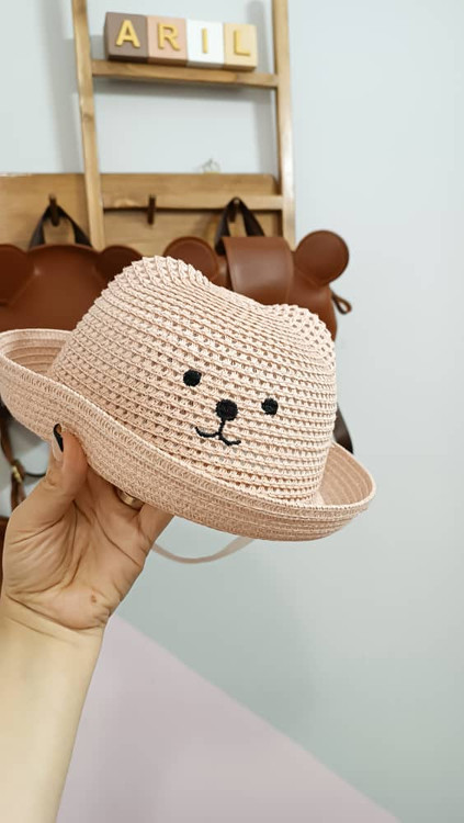 کلاه حصیری بچگانه