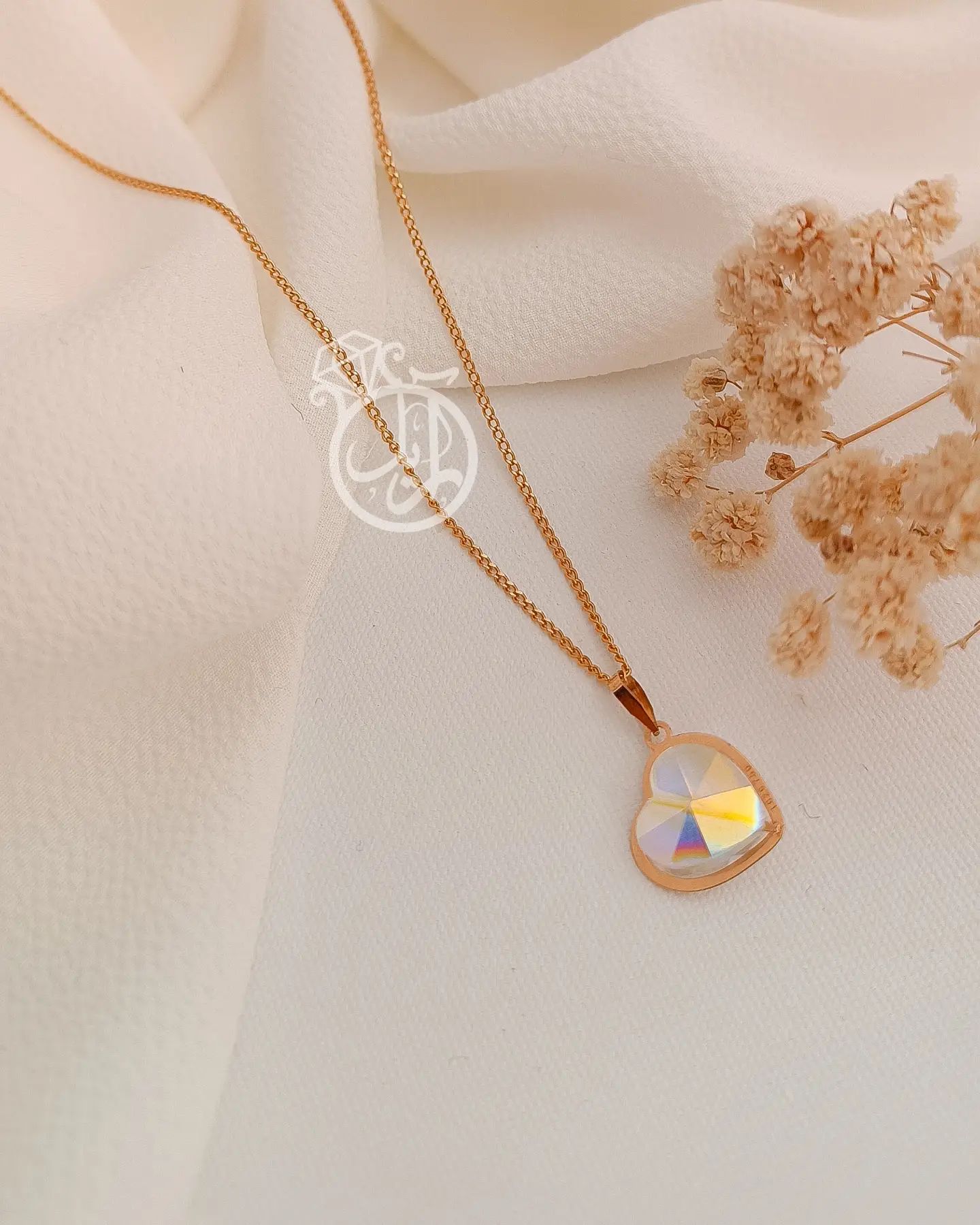 پلاک طلای قلب مینیمال