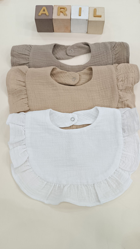 Ruffle Muslin Baby Bib
